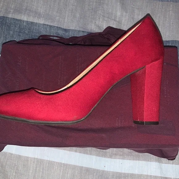 Merona heels - Picture 4 of 9